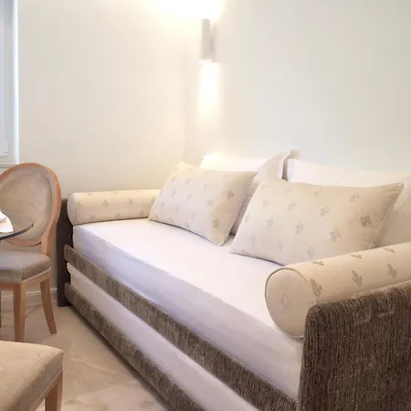 Pinia Centre Modern *