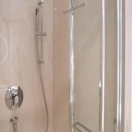 Pinia Centre Modern *