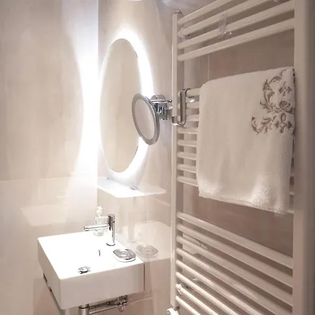 Pinia Centre Modern With Shared Bathroom * Lublaň