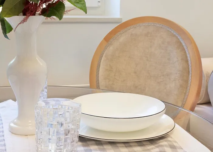 Pinia Centre Modern With Shared Bathroom Liubliana