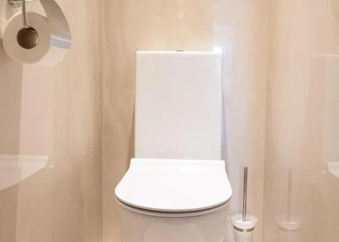 Pinia Centre Modern With Shared Bathroom * Lublana